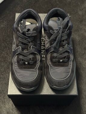CHANEL White Suede CC Logo Tennis Shoes